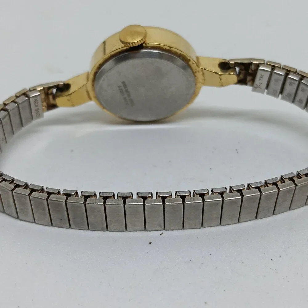 VINTAGE Timex 35D Manual Wind Women's 22mm Gold Tone Flex Band Watch